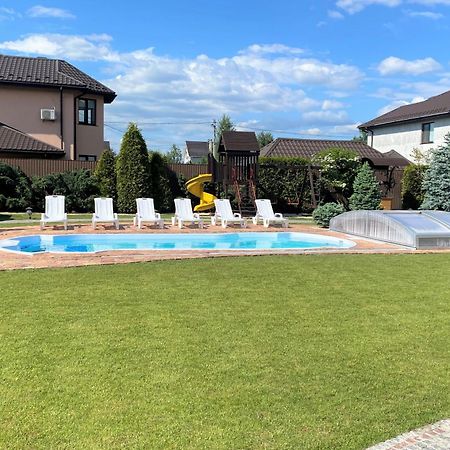 Villa Miliy Dom Myla 외부 사진