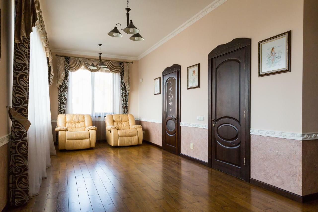 Villa Miliy Dom Myla 외부 사진